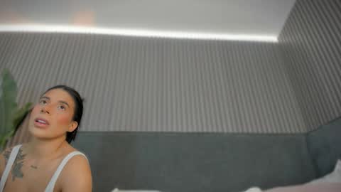 emelie_89 online show from 03.24.26