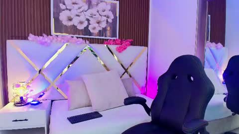 Emily  online show from 07.11.26
