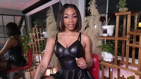 anyelii  online show from 12.06.24