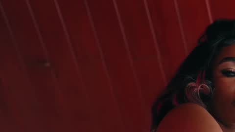 anyelii  online show from 12.19.25