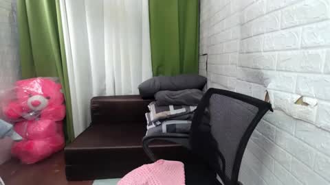 Emely online show from 02.01.25