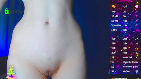 Snapshot of emelycrystal chatting on 02.09.25 Emely online show from 02.09.25