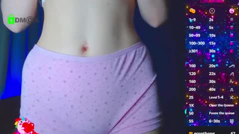 Snapshot of emelycrystal chatting on 02.10.25 Emely online show from 02.10.25