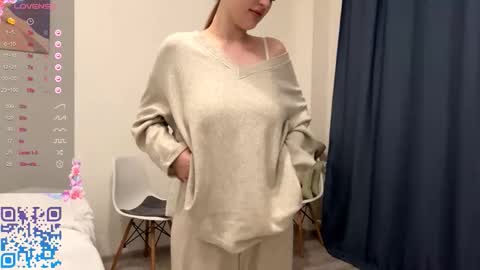 Snapshot of emeraldcotton chatting on 10.10.25 Gily online show from 10.10.25