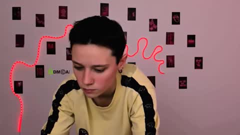 Snapshot of emi_fade chatting on 02.26.26 emi_fade online show from 02.26.26