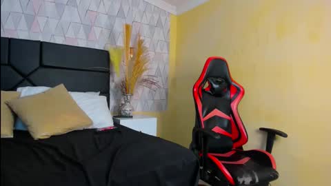 Emy online show from 02.18.26