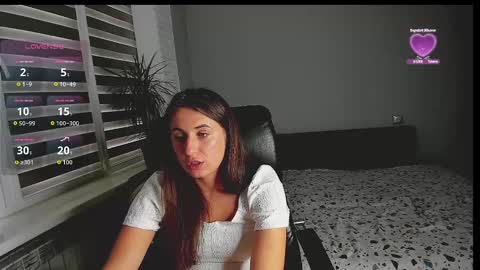 Snapshot of emili77777 chatting on 09.17.25 emili77777 online show from 09.17.25