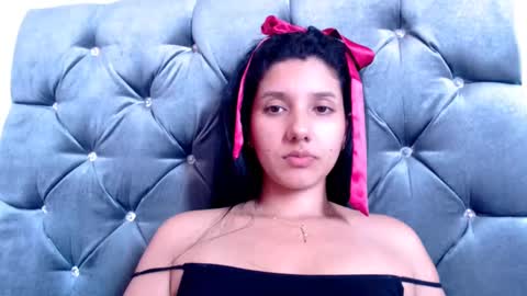 emili riders online show from 02.11.25