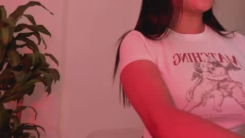 Snapshot of emilia_ghendle chatting on 02.27.25 Emilia Big Boobs online show from 02.27.25