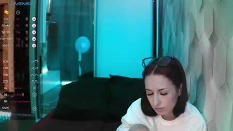 Snapshot of emilia_jack_carvel chatting on 06.22.26 emilia_jack_carvel online show from 06.22.26