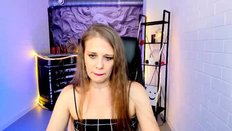 Snapshot of emiliabedy chatting on 05.06.26 Emilia Bedy online show from 05.06.26