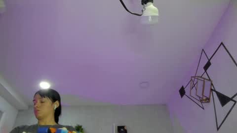 EmiliaRose online show from 04.06.26