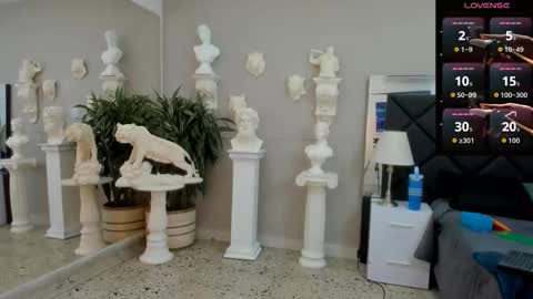 Emilio online show from 11.18.25