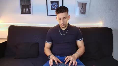 EMILIOCUM online show from 06.17.26