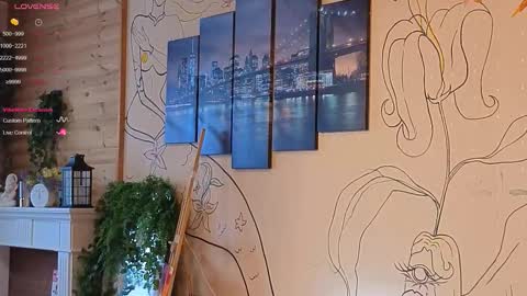 Snapshot of emiliyafox chatting on 02.02.26 Emi online show from 02.02.26