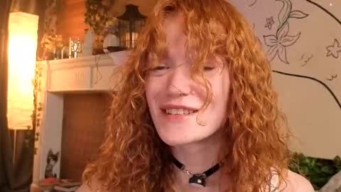 Snapshot of emiliyafox chatting on 02.25.26 Emi online show from 02.25.26