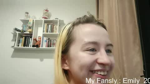 Snapshot of emilly_20 chatting on 05.07.26 Emily online show from 05.07.26