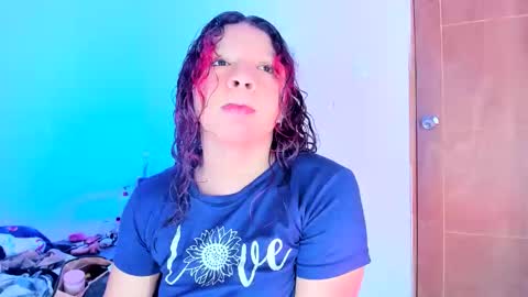 Snapshot of emilly_coper18 chatting on 05.10.26 emily online show from 05.10.26