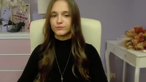 Snapshot of emilly_lust99 chatting on 01.10.25 Emilly online show from 01.10.25