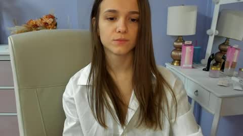 Snapshot of emilly_lust99 chatting on 04.01.26 Emilly online show from 04.01.26