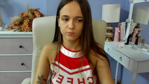 Snapshot of emilly_lust99 chatting on 04.03.26 Emilly online show from 04.03.26