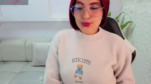 Emily  tp 700am - 1400pm online show from 02.23.26