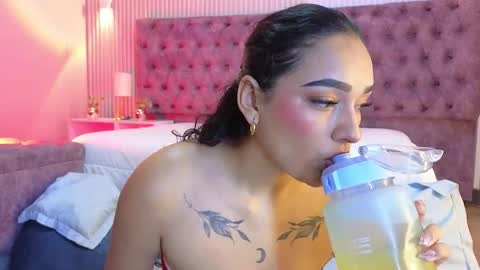 Emily online show from 12.21.25