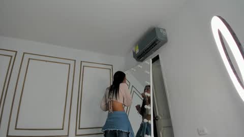 emily_gaviria1 online show from 03.21.26