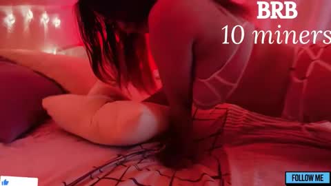 Snapshot of emily_gin chatting on 02.15.26 EMILY online show from 02.15.26