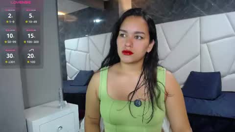 Snapshot of emily_gomez159 chatting on 07.25.26 Emily online show from 07.25.26