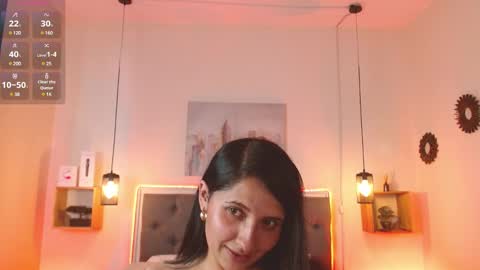 Snapshot of emily_leinn chatting on 01.26.25 E M I L Y online show from 01.26.25