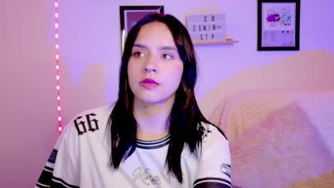 Emily Lindey online show from 06.12.26