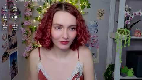 Snapshot of emily_lune chatting on 02.04.26 Emily online show from 02.04.26