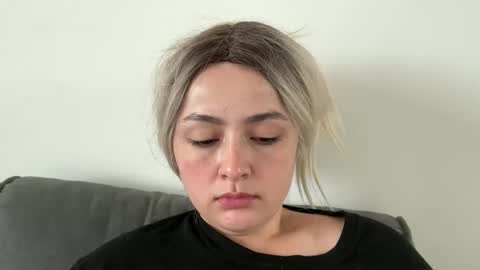 emily_morning_dew online show from 09.18.25