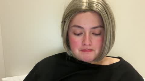 Snapshot of emily_morning_dew chatting on 04.22.26 emily_morning_dew online show from 04.22.26