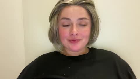 Snapshot of emily_morning_dew chatting on 04.26.26 emily_morning_dew online show from 04.26.26