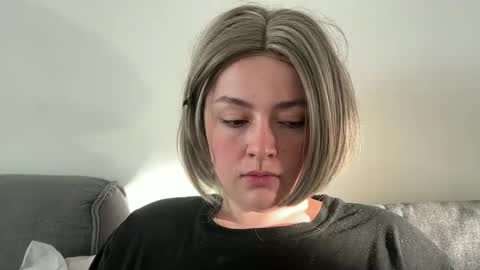 Snapshot of emily_morning_dew chatting on 05.15.26 emily_morning_dew online show from 05.15.26