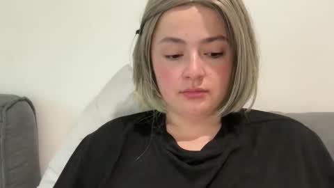 Snapshot of emily_morning_dew chatting on 05.19.26 emily_morning_dew online show from 05.19.26