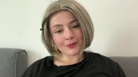 Snapshot of emily_morning_dew chatting on 05.20.26 emily_morning_dew online show from 05.20.26