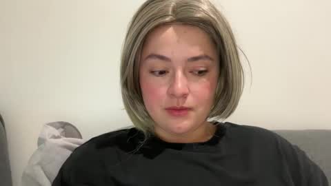 Snapshot of emily_morning_dew chatting on 05.22.26 emily_morning_dew online show from 05.22.26