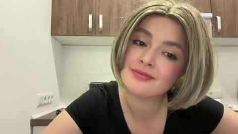 Snapshot of emily_morning_dew chatting on 06.12.26 emily_morning_dew online show from 06.12.26