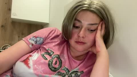 Snapshot of emily_morning_dew chatting on 06.30.26 emily_morning_dew online show from 06.30.26