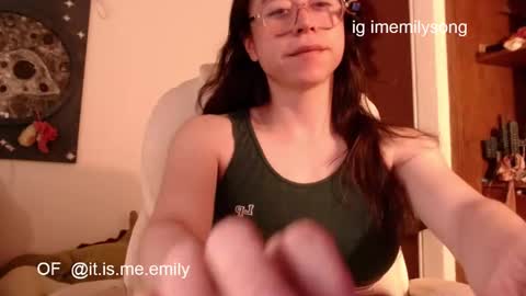 emily_pearl_ online show from 03.03.26