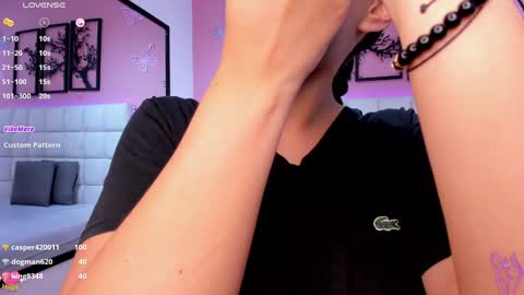 Snapshot of emily_roux chatting on 01.10.25  EMILY  online show from 01.10.25