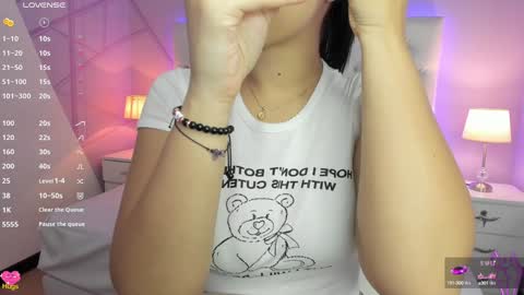 Snapshot of emily_roux chatting on 01.12.25  EMILY  online show from 01.12.25