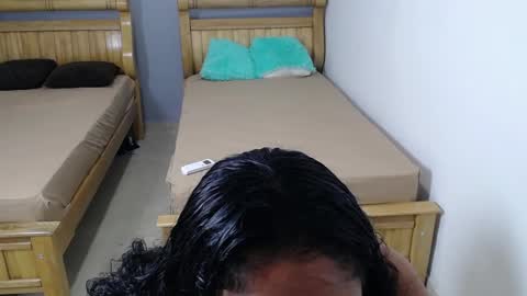 Snapshot of emily_russell_ chatting on 09.18.25 emily_russell_ online show from 09.18.25