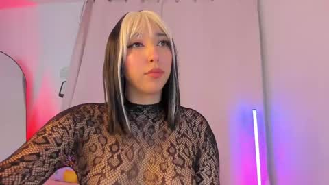emily_walker4 online show from 06.01.26