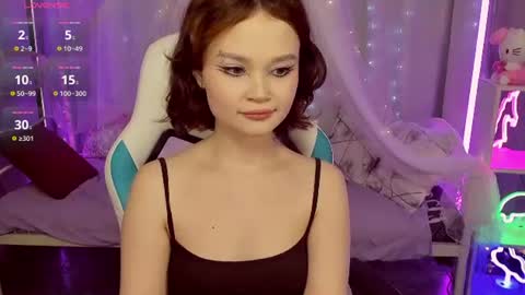 Snapshot of emilychaves chatting on 06.21.26 Emilyhaves online show from 06.21.26