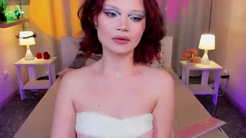 Snapshot of emilychaves chatting on 07.06.26 Emilyhaves online show from 07.06.26