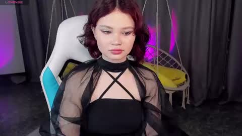 Snapshot of emilychaves chatting on 07.20.26 Emilyhaves online show from 07.20.26